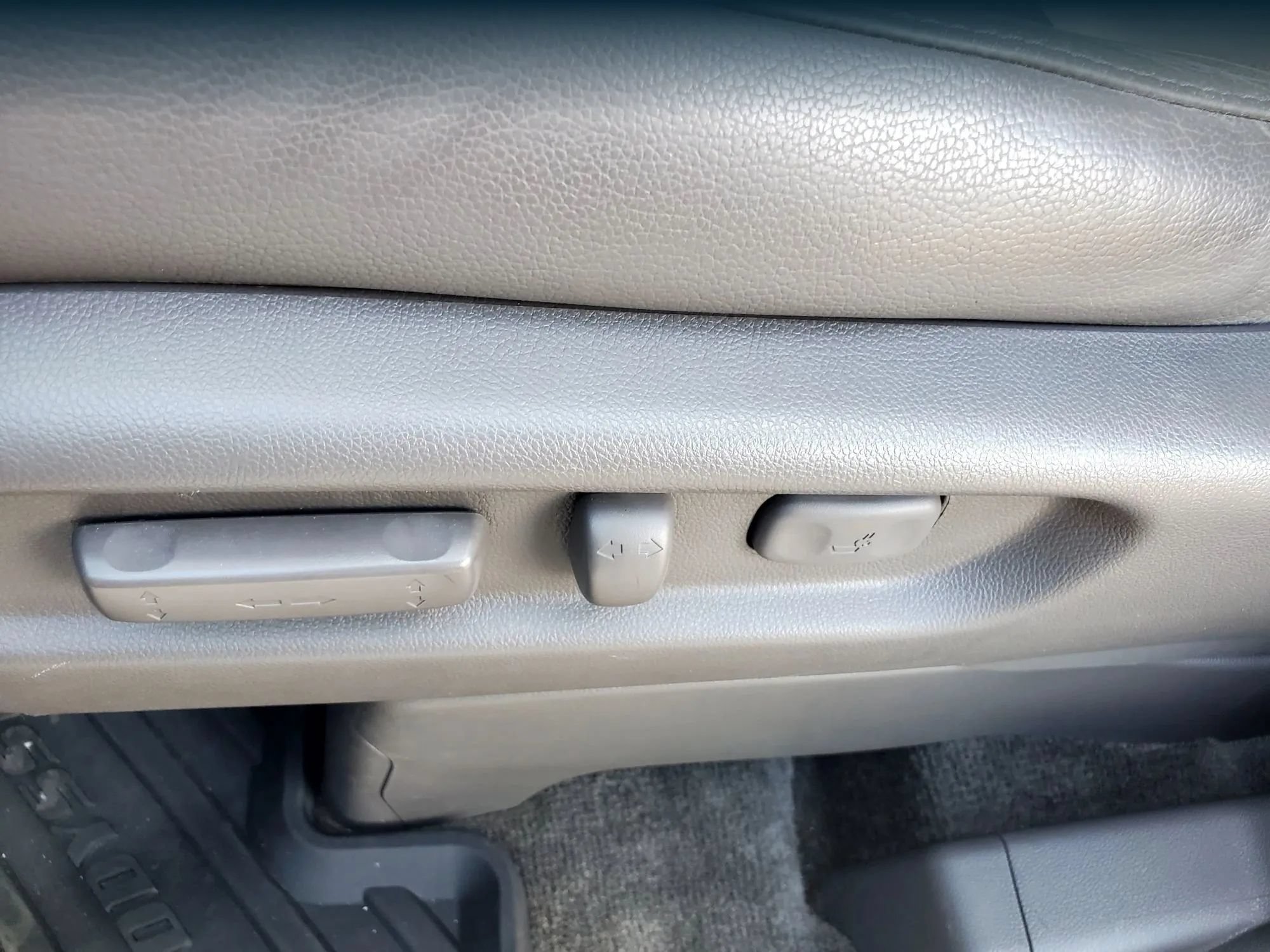 Used 2015 Honda Odyssey Touring Elite image 42