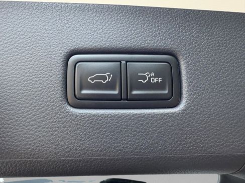 New 2026 Kia Carnival EX FWD image 44
