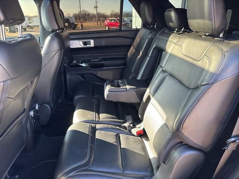 Used 2021 Ford Explorer ST image 14