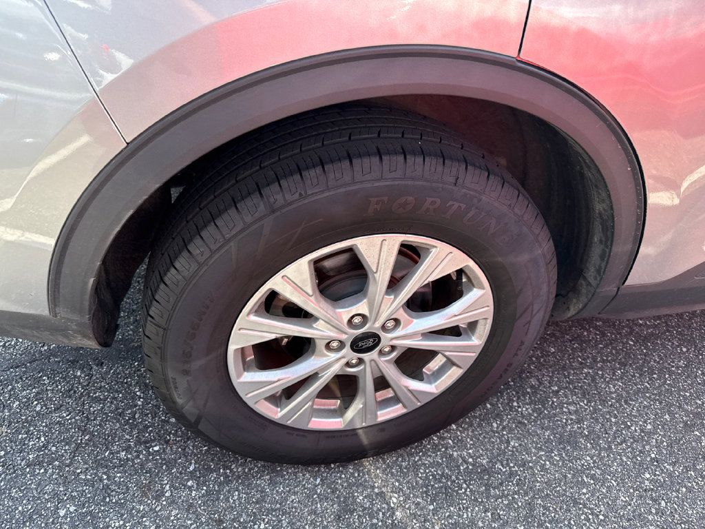Used 2024 Ford Escape Active AWD/4WD image 17