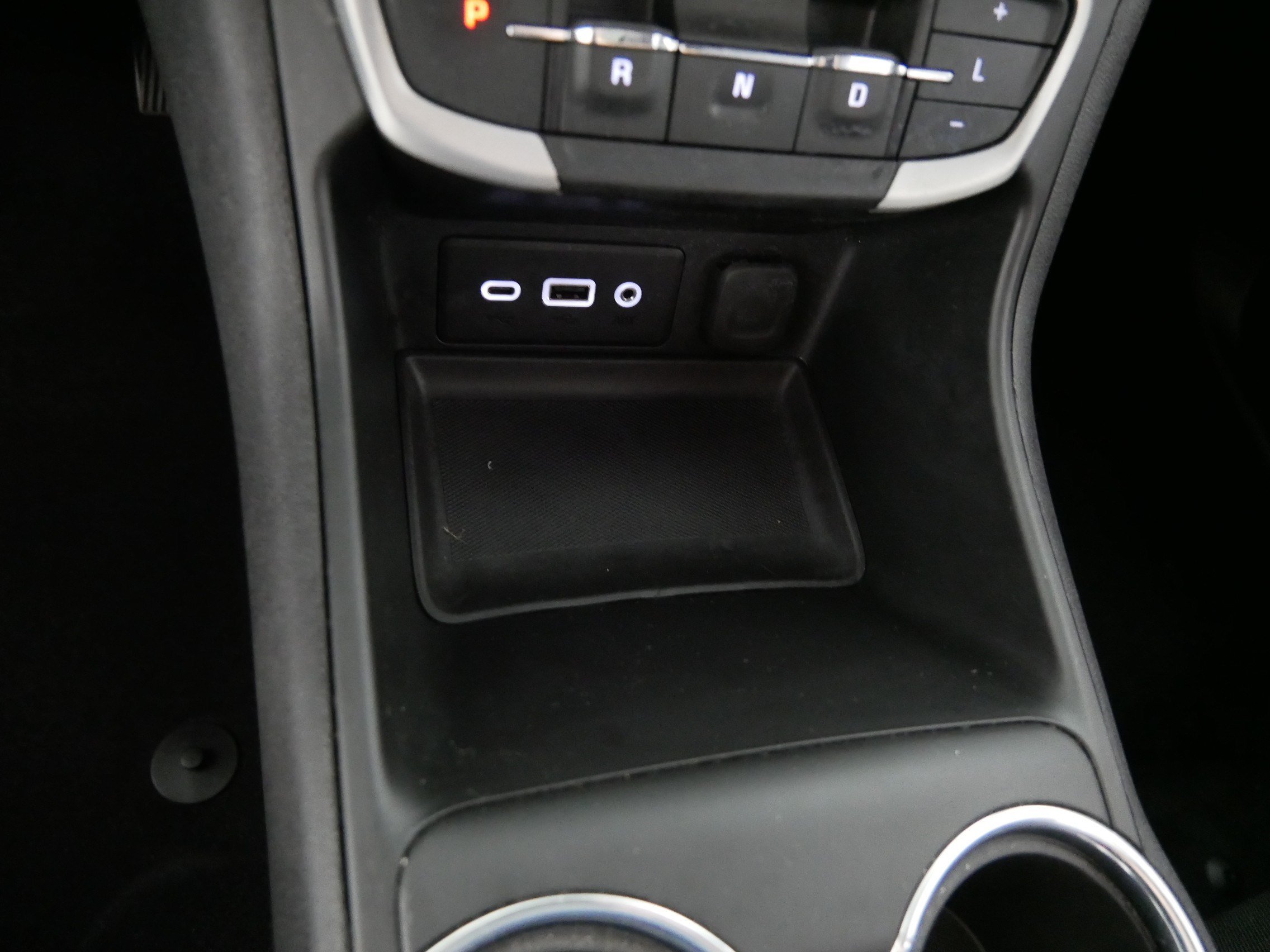 Used 2023 GMC Terrain SLE w/ Driver Convenience Package AWD/4WD image 29