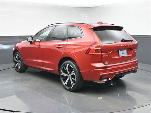 Used 2023 Volvo XC60 B5 Ultimate w/ Climate Package image 6