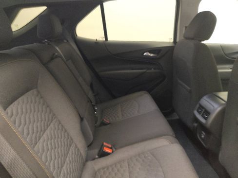 Used 2021 Chevrolet Equinox LT FWD image 19