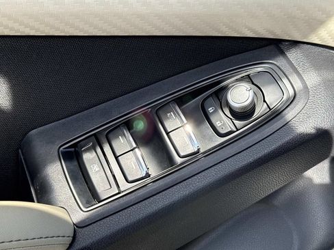 Used 2019 Subaru Ascent Premium AWD/4WD image 23