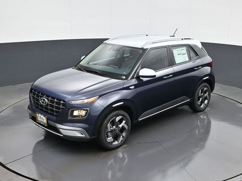 New 2026 Hyundai Venue SEL image 13