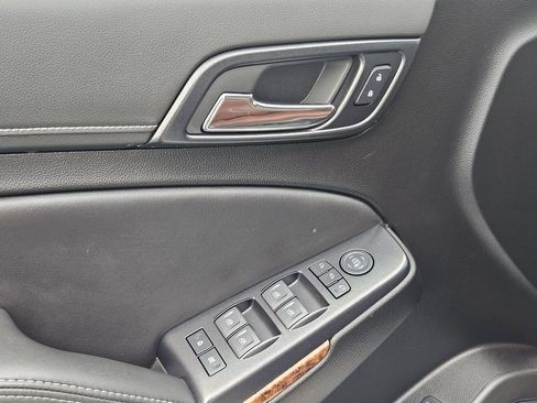 Used 2020 Chevrolet Tahoe Premier w/ Premier Plus Edition image 11