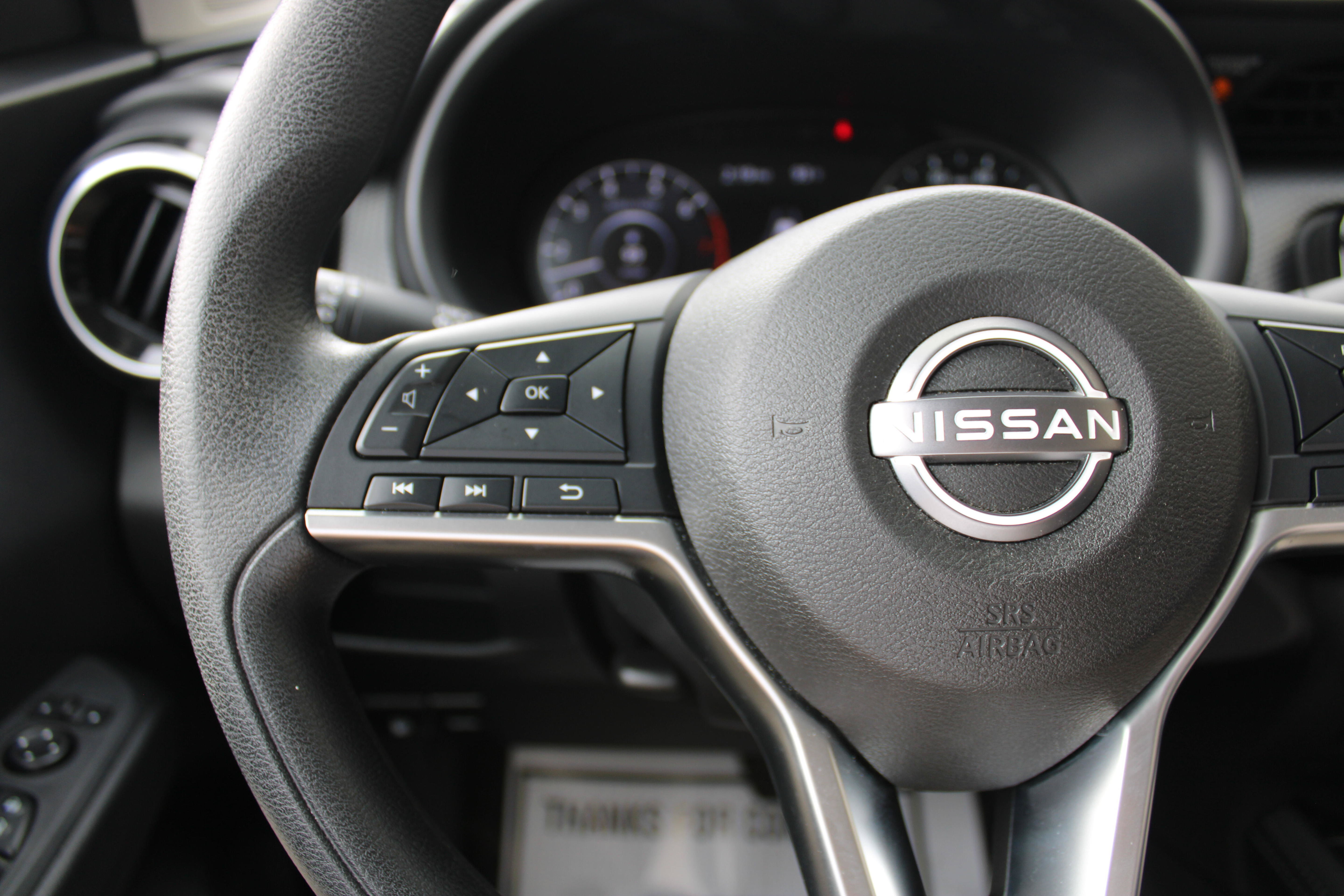 Used 2023 Nissan Kicks SV FWD image 14