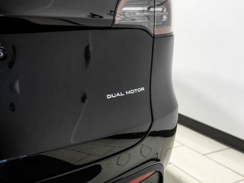 Used 2020 Tesla Model Y Long Range AWD/4WD image 48
