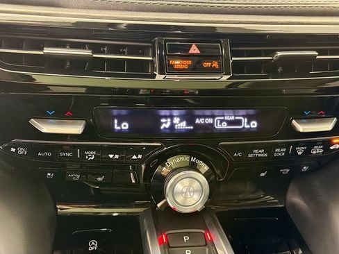Used 2023 Acura MDX SH-AWD w/ Advance Package image 19