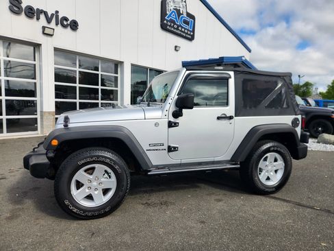 Used 2010 Jeep Wrangler Sport AWD/4WD image 7