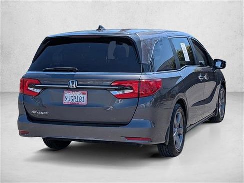 Certified 2024 Honda Odyssey EX image 5