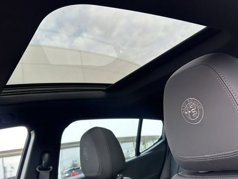 New 2025 Alfa Romeo Tonale w/ Premium Package image 12