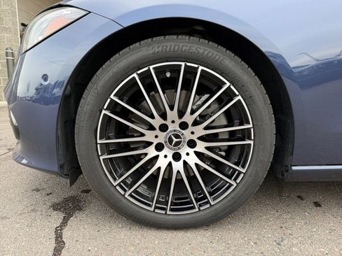 Used 2025 Mercedes-Benz C 300 4MATIC Sedan image 26