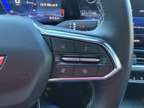 Used 2025 Chevrolet Equinox EV LT image 29