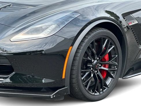 Used 2018 Chevrolet Corvette Z06 RWD image 7