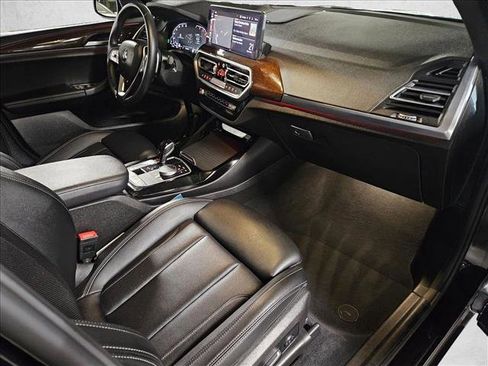 Used 2024 BMW X3 xDrive30i w/ Premium Package image 21