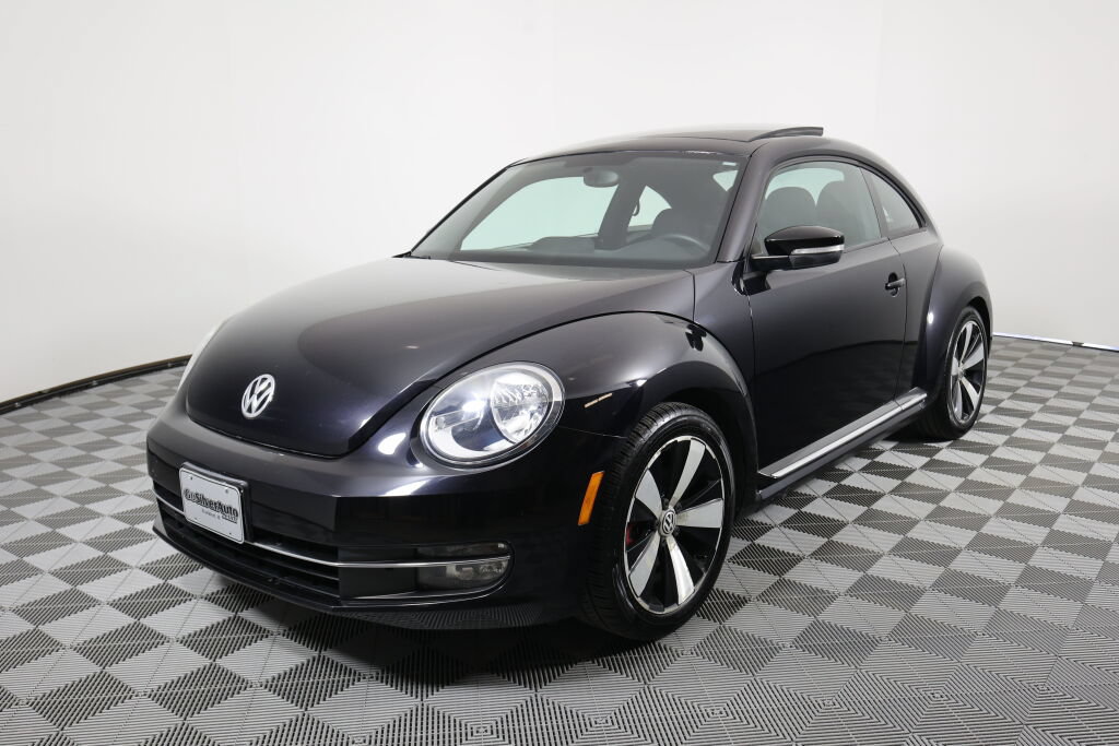 Used 2012 Volkswagen Beetle 2.0T FWD image 5