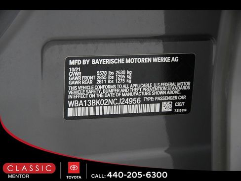 Used 2022 BMW M550i xDrive w/ Premium Package image 24