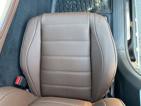 New 2026 Mercedes-Benz GLS 450 4MATIC image 36