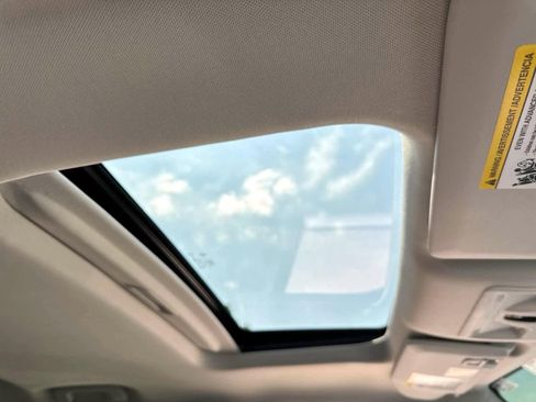 Used 2024 Ford Maverick Lariat w/ Black Appearance Package image 10