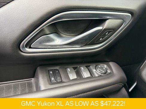 Used 2023 GMC Yukon XL SLT AWD/4WD image 27