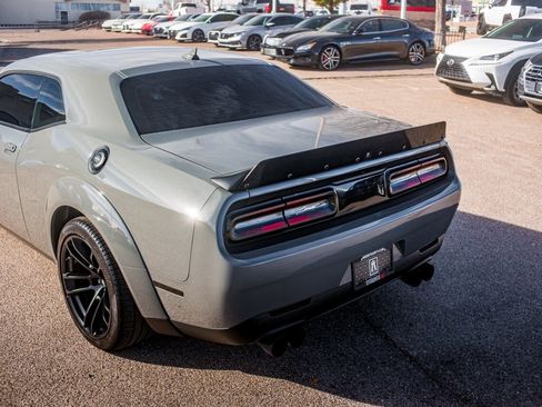 Used 2023 Dodge Challenger R/T Scat Pack image 10