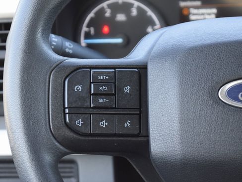 Used 2025 Ford F250 XLT w/ FX4 Off-Road Package image 12