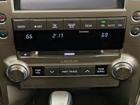 Used 2020 Lexus GX 460 Premium image 13