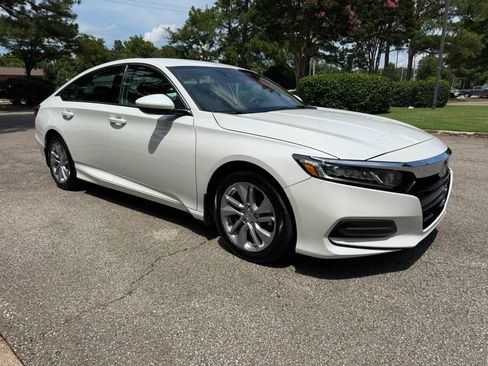 Used 2018 Honda Accord LX image 6