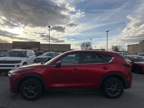 Used 2019 MAZDA CX-5 Touring image 8