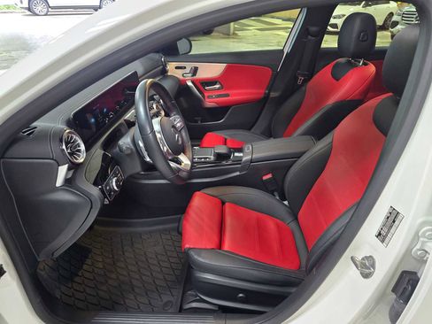 Certified 2022 Mercedes-Benz A 220 4MATIC image 21