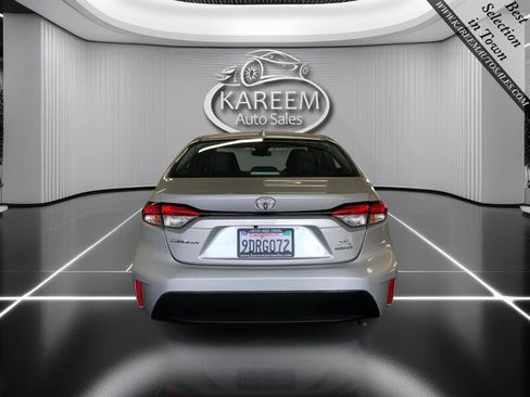 Used 2020 Toyota Corolla LE FWD image 6