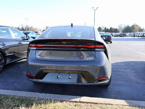 Used 2024 Toyota Prius Limited image 17