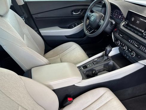 Used 2023 Honda Accord EX image 15