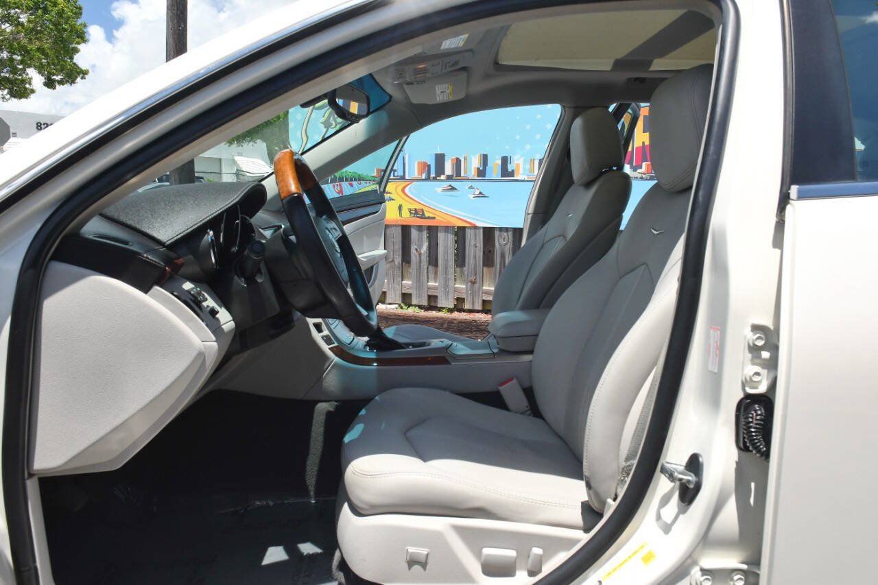 Used 2012 Cadillac CTS Luxury RWD image 23