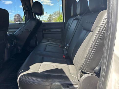Used 2013 Ford F250 Platinum w/ Platinum Pkg AWD/4WD image 21