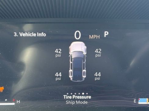 New 2026 Jeep Grand Wagoneer L Limited w/ Rear Seat Video Group I AWD/4WD image 3
