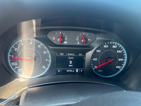 Used 2018 Chevrolet Equinox LS FWD image 17