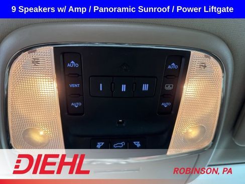 Used 2017 Jeep Grand Cherokee Overland AWD/4WD image 36
