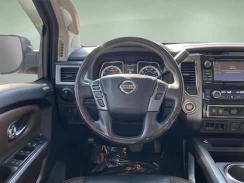 Used 2017 Nissan Titan Platinum Reserve RWD image 25