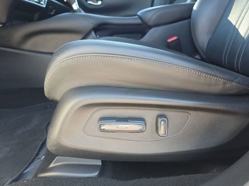 Used 2023 Honda HR-V EX-L image 31