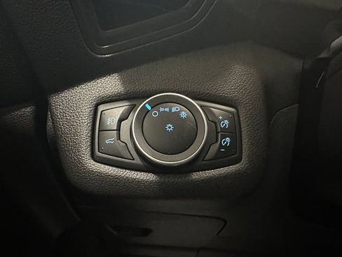 Used 2019 Ford Escape SE FWD image 10