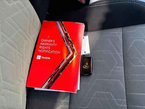 Used 2022 Toyota Tacoma TRD Off-Road w/ Technology Package image 20