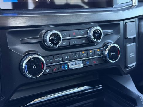 New 2026 Ford F350 Lariat w/ Black Appearance Package image 39