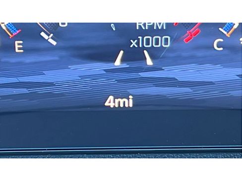 New 2026 Chevrolet Traverse LT image 16