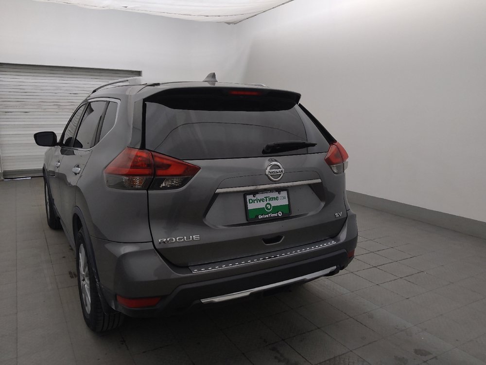 Used 2018 Nissan Rogue SV FWD image 5