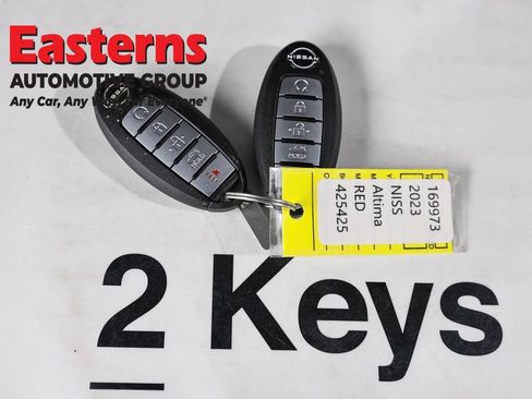 Used 2023 Nissan Altima 2.5 SV w/ SV Premium Package AWD/4WD image 25