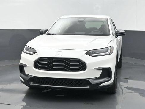 Certified 2024 Honda HR-V Sport image 2