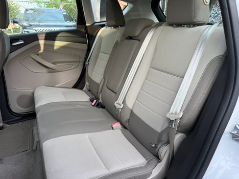 Used 2014 Ford C-MAX SE FWD image 15