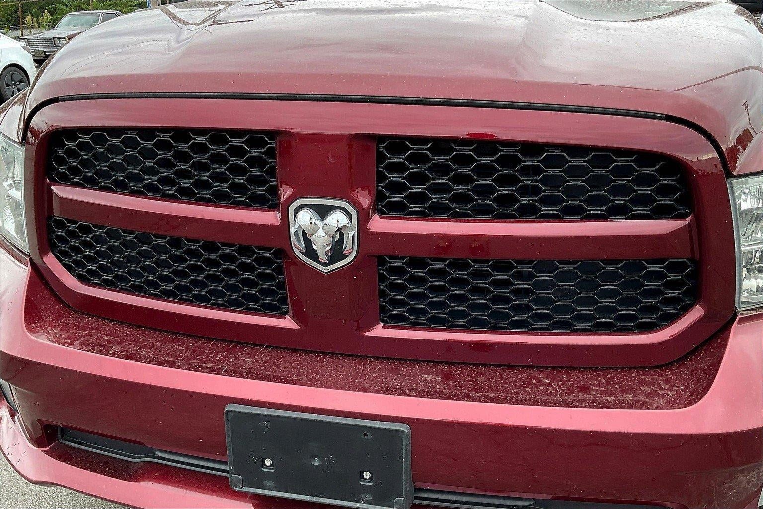 Used 2018 RAM 1500 Express w/ Express Value Package AWD/4WD image 26